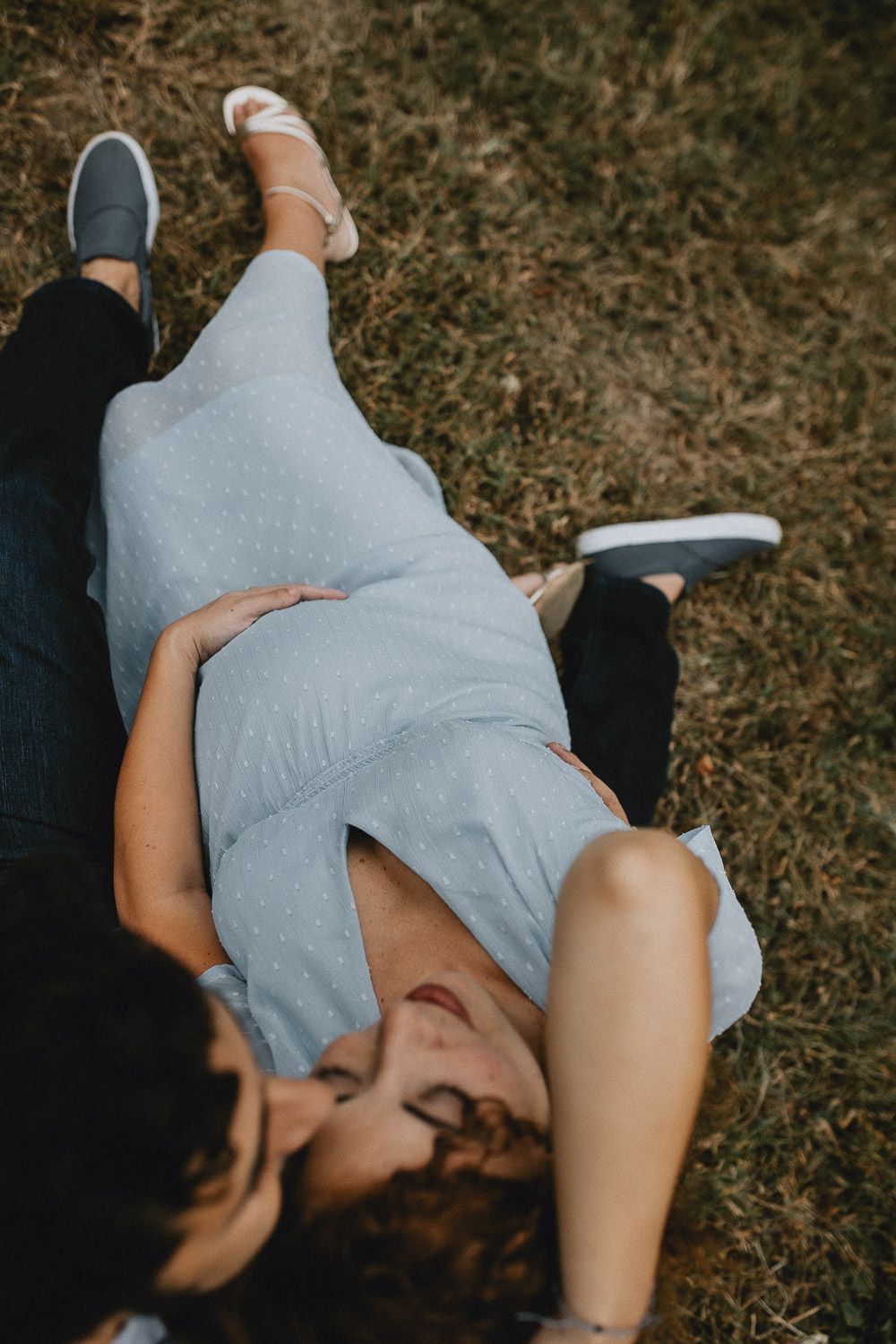 Expecting couple in fort greene park during brooklyn maternity photoshoot