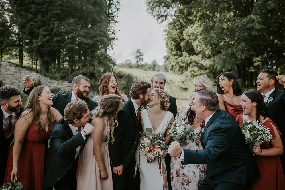 Bridal party at red maple vineyard wedding in hudson valley