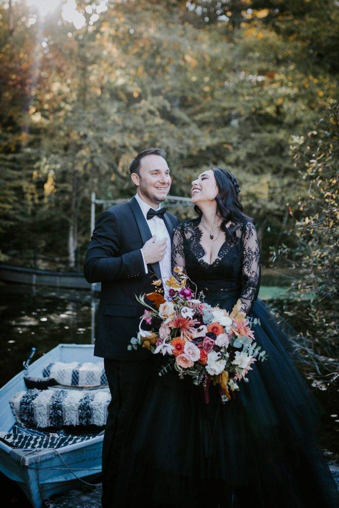 Fall wedding at foxfire mountain house - by Lucie B. Photo brooklyn wedding photographer