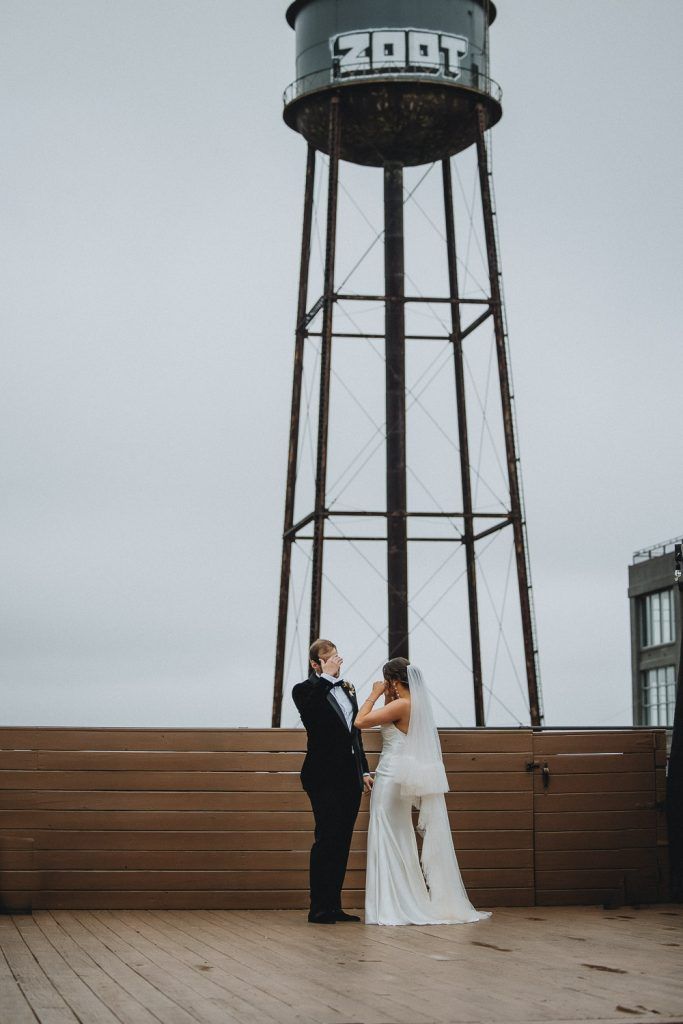 Wedding at greenpoint loft - by Lucie B. Photo brooklyn wedding photographer