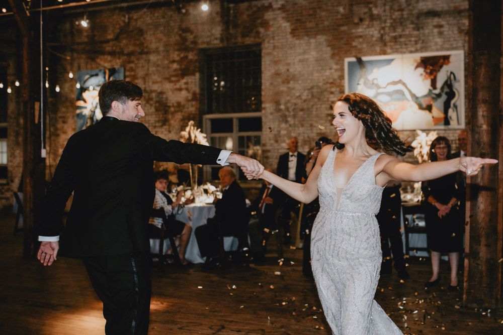 Industrial chic wedding in new york - by Lucie B. Photo wedding photographer