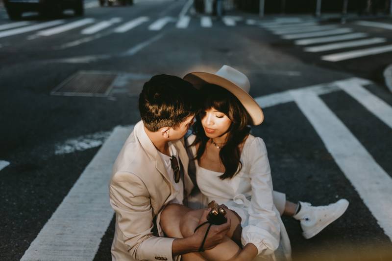NYC elopement in vintage taxi cab