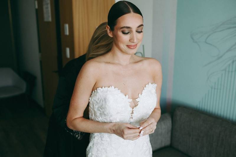 Bride getting ready before brooklyn wedding at the william vale