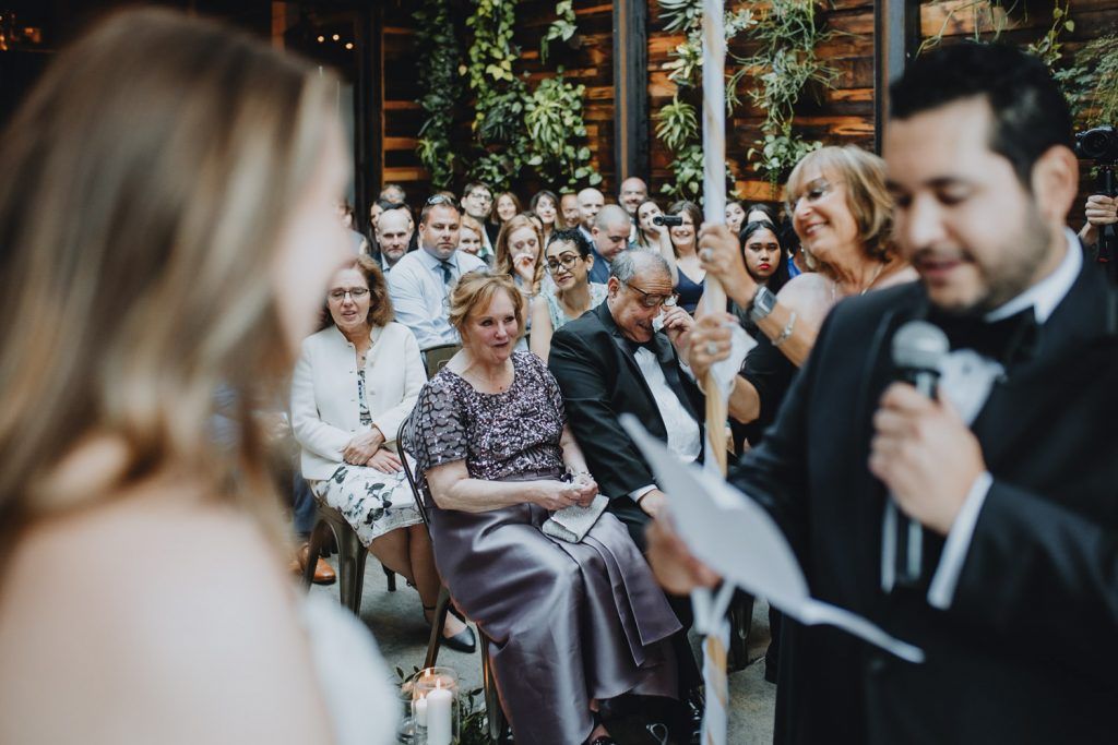 Wedding at brooklyn winery - by Lucie B. Photo brooklyn wedding photographer