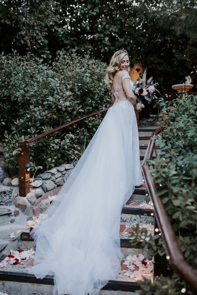 Bridal portrait at topanga canyon wedding in los angeles