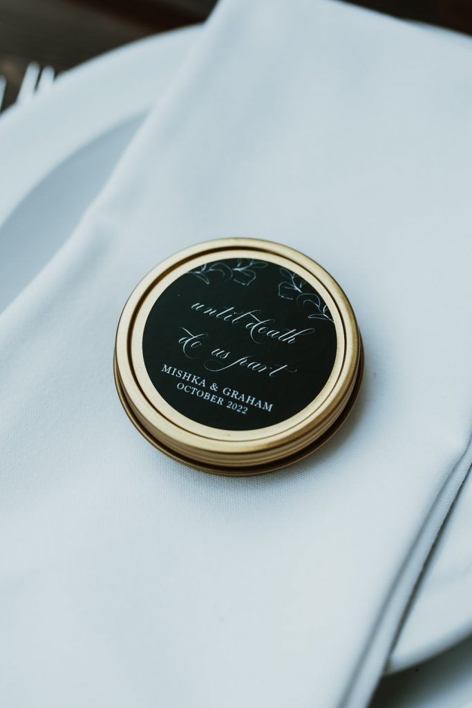 Fall wedding at foxfire mountain house - by Lucie B. Photo brooklyn wedding photographer