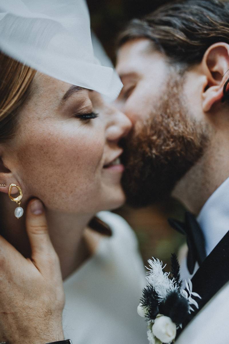 Wedding at dobbin street by Lucie B Photo Brooklyn wedding photographer