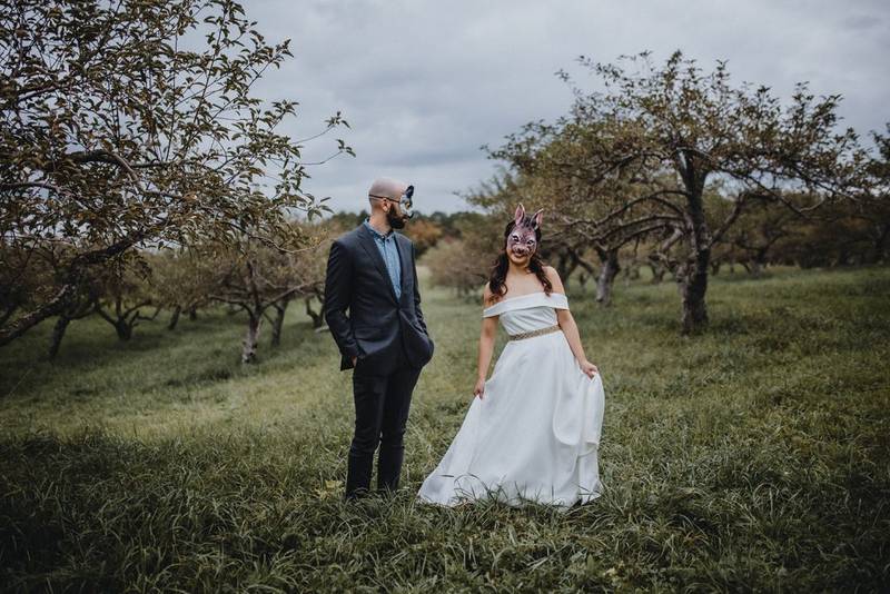 Fall wedding in hudson valley - by Lucie B. Photo wedding photographer