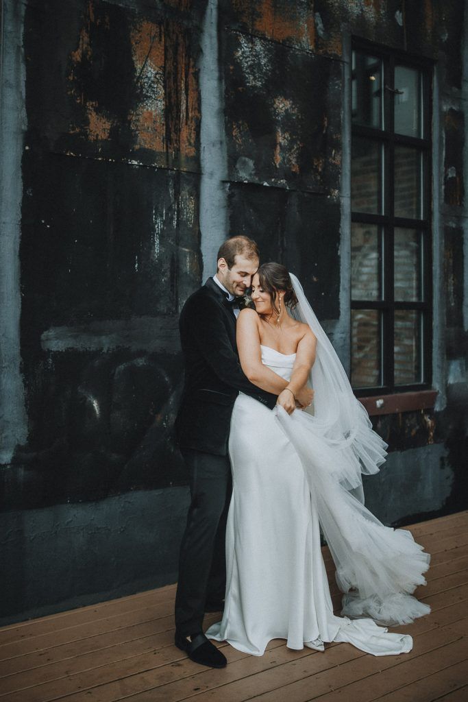 Wedding at greenpoint loft - by Lucie B. Photo brooklyn wedding photographer