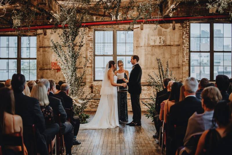 Wedding at greenpoint loft - by Lucie B. Photo brooklyn wedding photographer