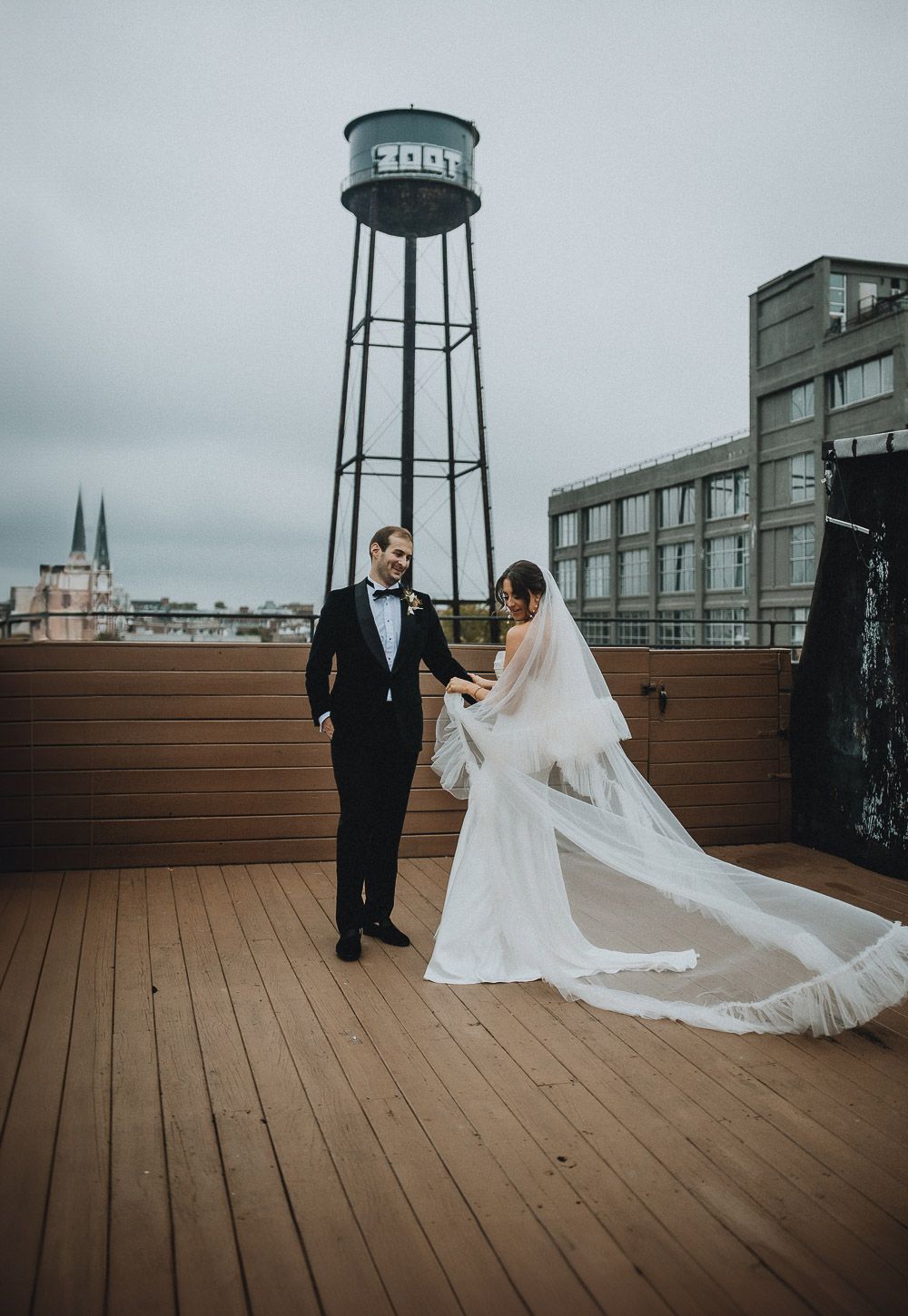 Wedding at greenpoint loft - by Lucie B. Photo brooklyn wedding photographer