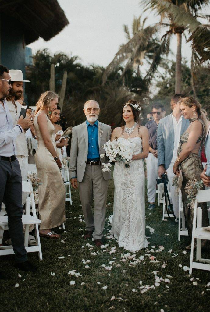 Boho destination wedding in mexico - by Lucie B. Photo wedding photographer