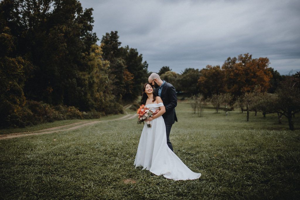 Fall wedding in hudson valley - by Lucie B. Photo wedding photographer