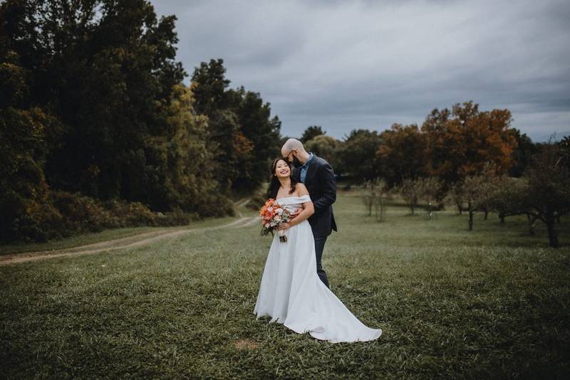 Fall wedding in hudson valley - by Lucie B. Photo wedding photographer