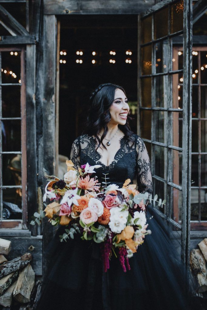 Fall wedding at foxfire mountain house - by Lucie B. Photo brooklyn wedding photographer