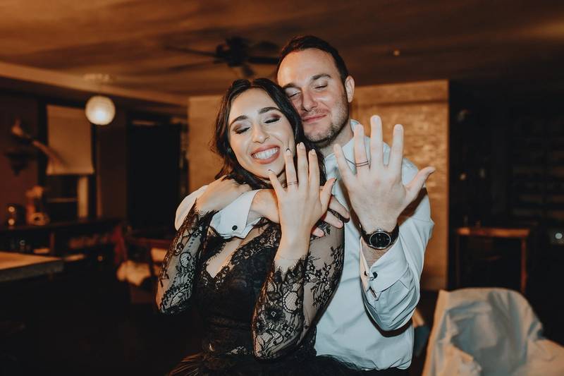Fall wedding at foxfire mountain house - by Lucie B. Photo brooklyn wedding photographer