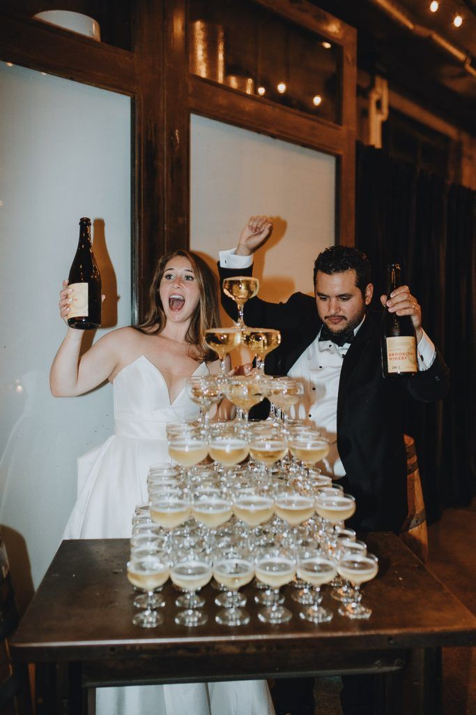Wedding at brooklyn winery - by Lucie B. Photo brooklyn wedding photographer