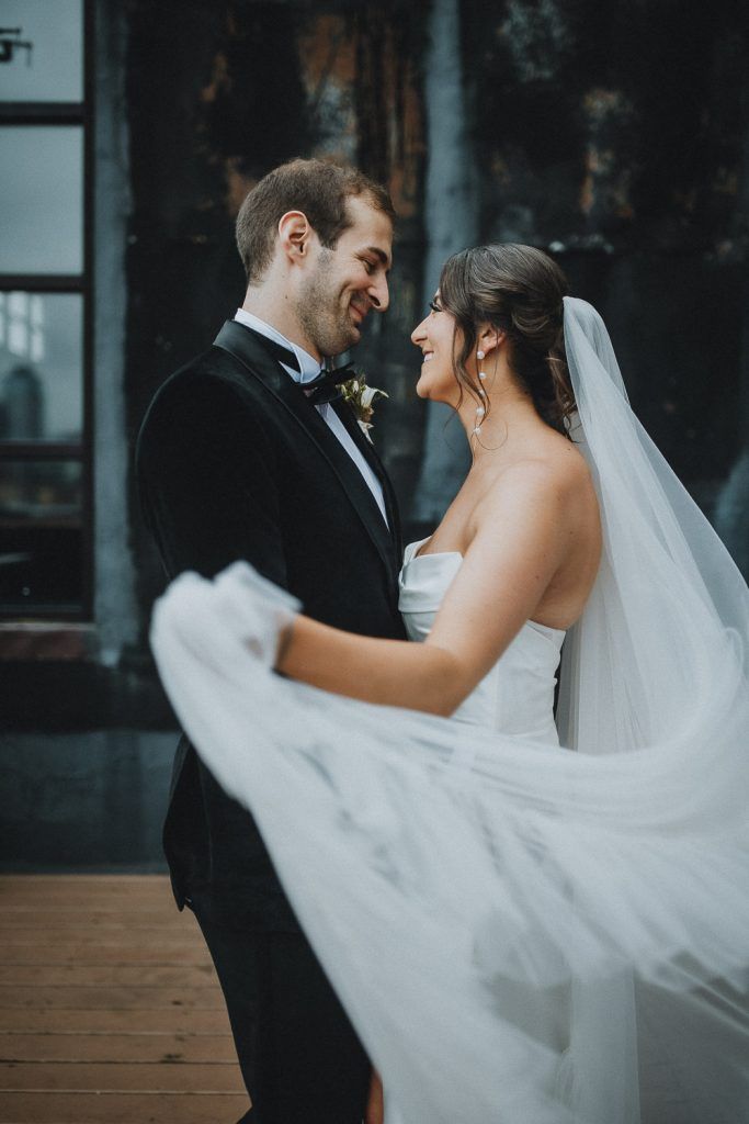 Wedding at greenpoint loft - by Lucie B. Photo brooklyn wedding photographer
