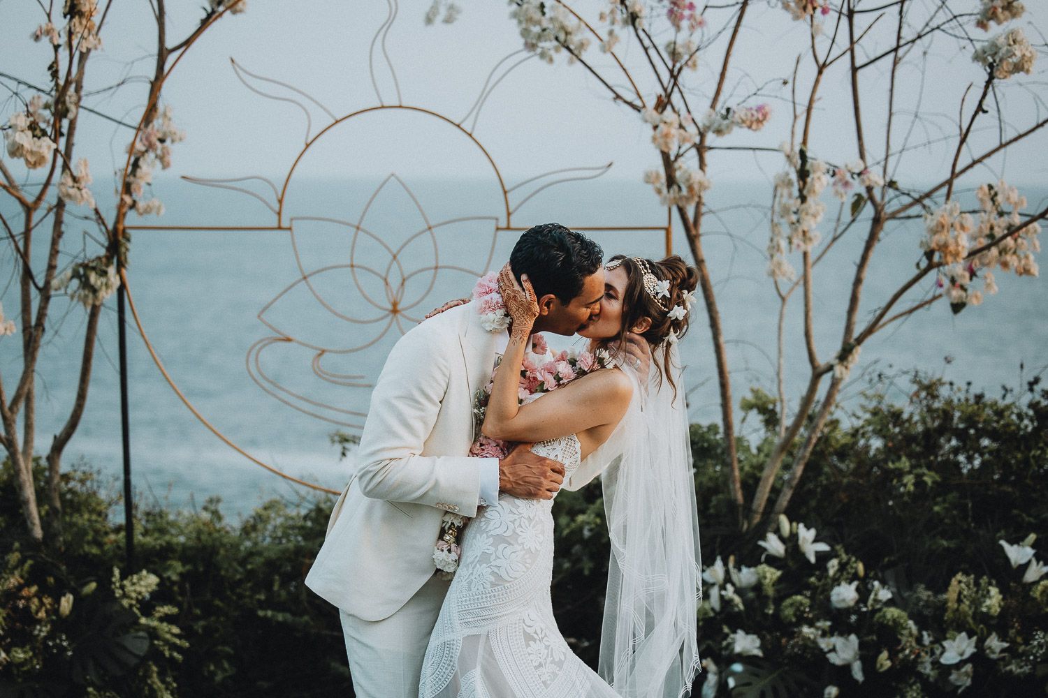 Boho destination wedding in mexico - by Lucie B. Photo wedding photographer