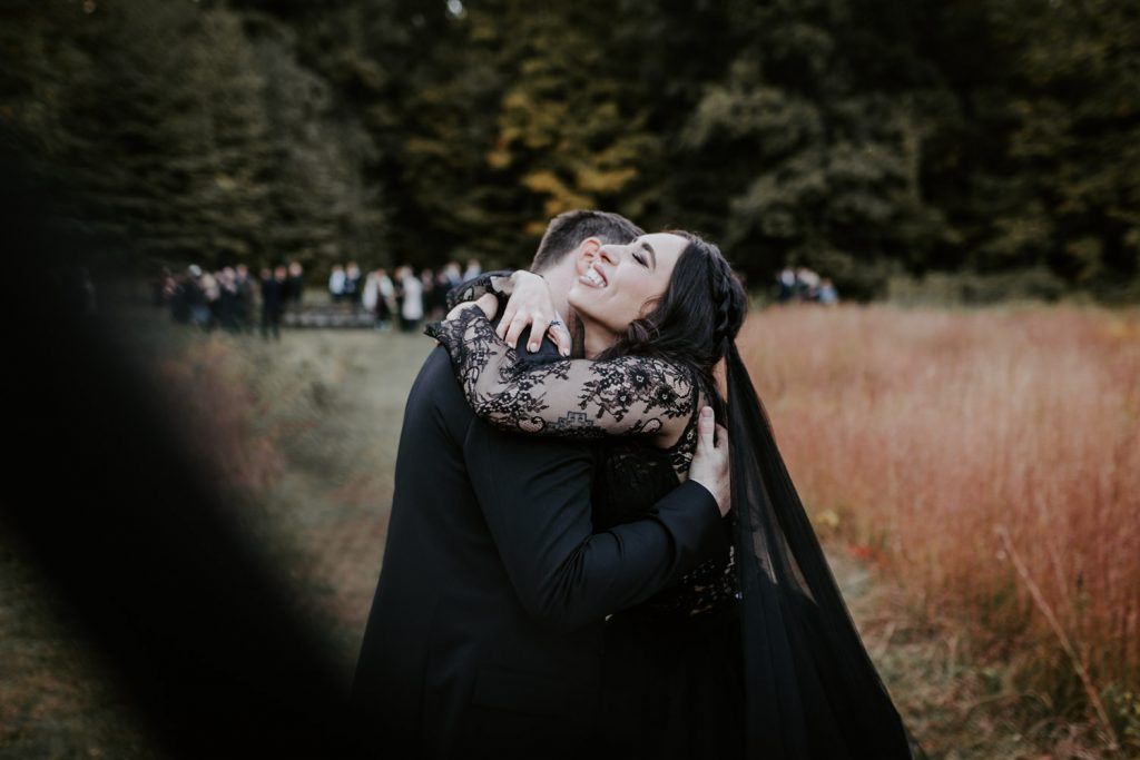 Fall wedding at foxfire mountain house - by Lucie B. Photo brooklyn wedding photographer