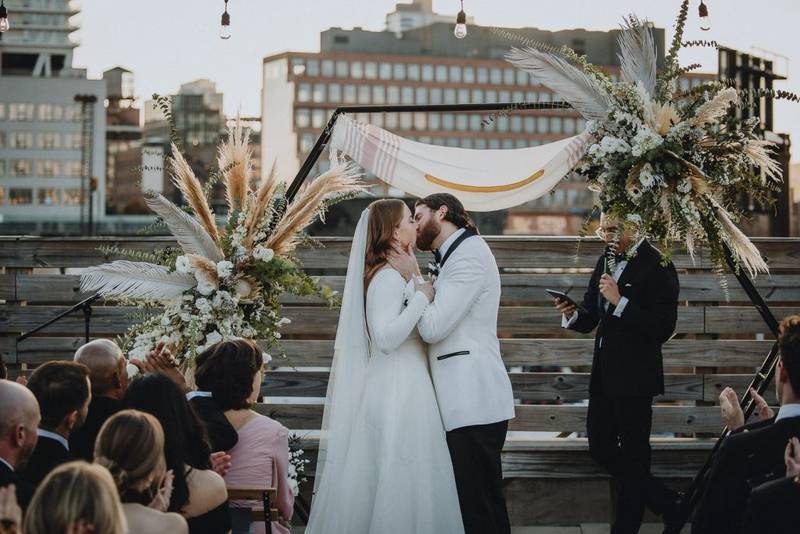 Wedding at dobbin street by Lucie B Photo Brooklyn wedding photographer
