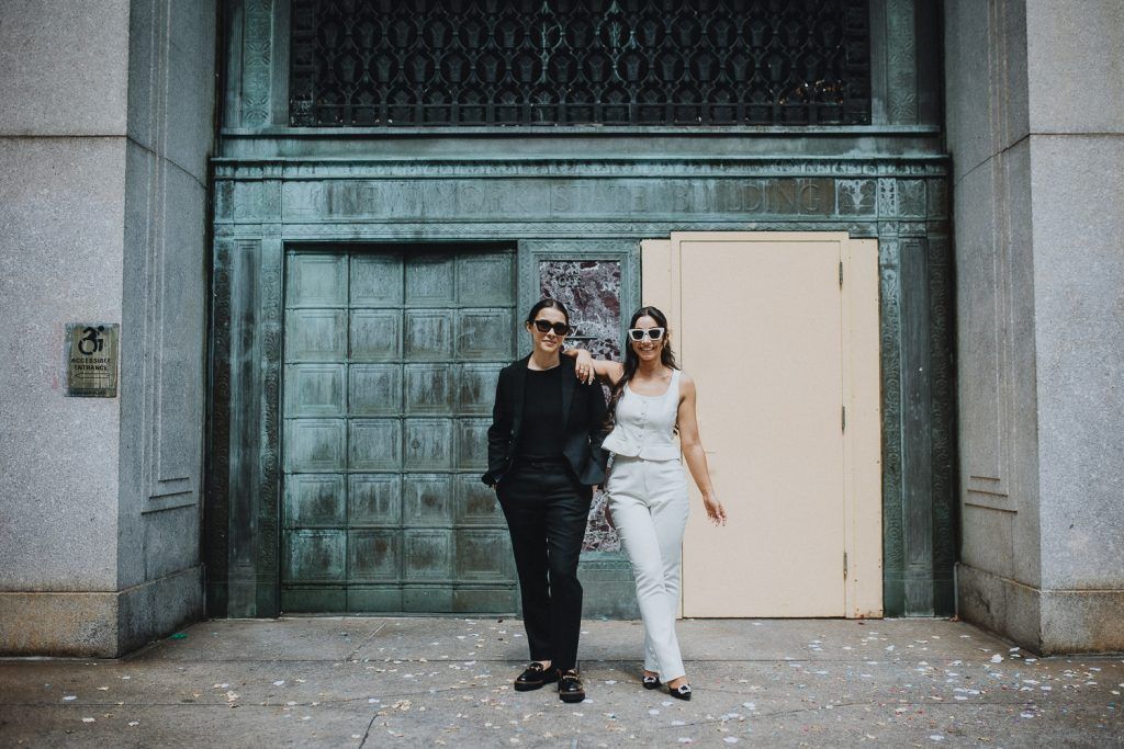 NYC elopement of lesbian couple - by Lucie B. Photo brooklyn wedding photographer