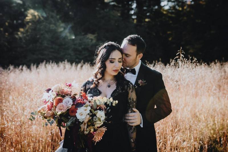 Fall wedding at foxfire mountain house - by Lucie B. Photo brooklyn wedding photographer