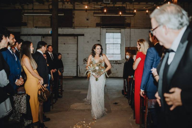 Industrial chic wedding in new york - by Lucie B. Photo wedding photographer