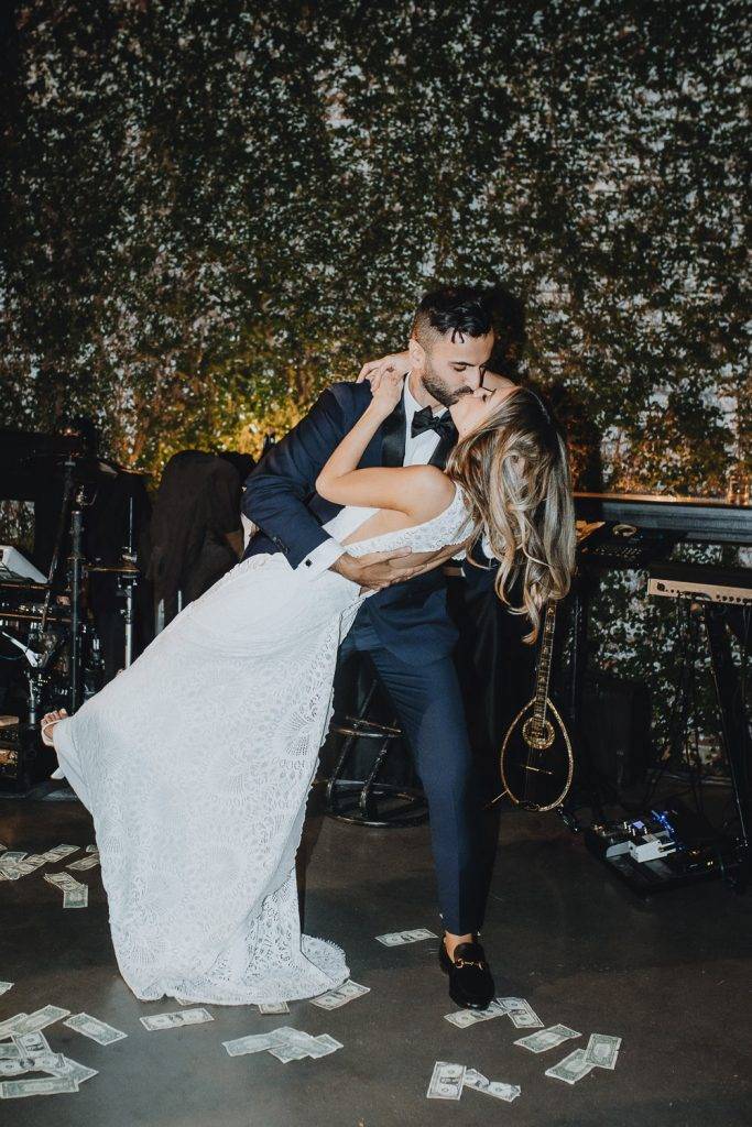 Fall wedding at the foundry - by Lucie B. Photo brooklyn wedding photographer