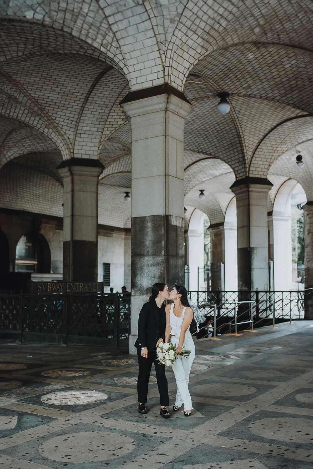 NYC elopement of lesbian couple - by Lucie B. Photo brooklyn wedding photographer