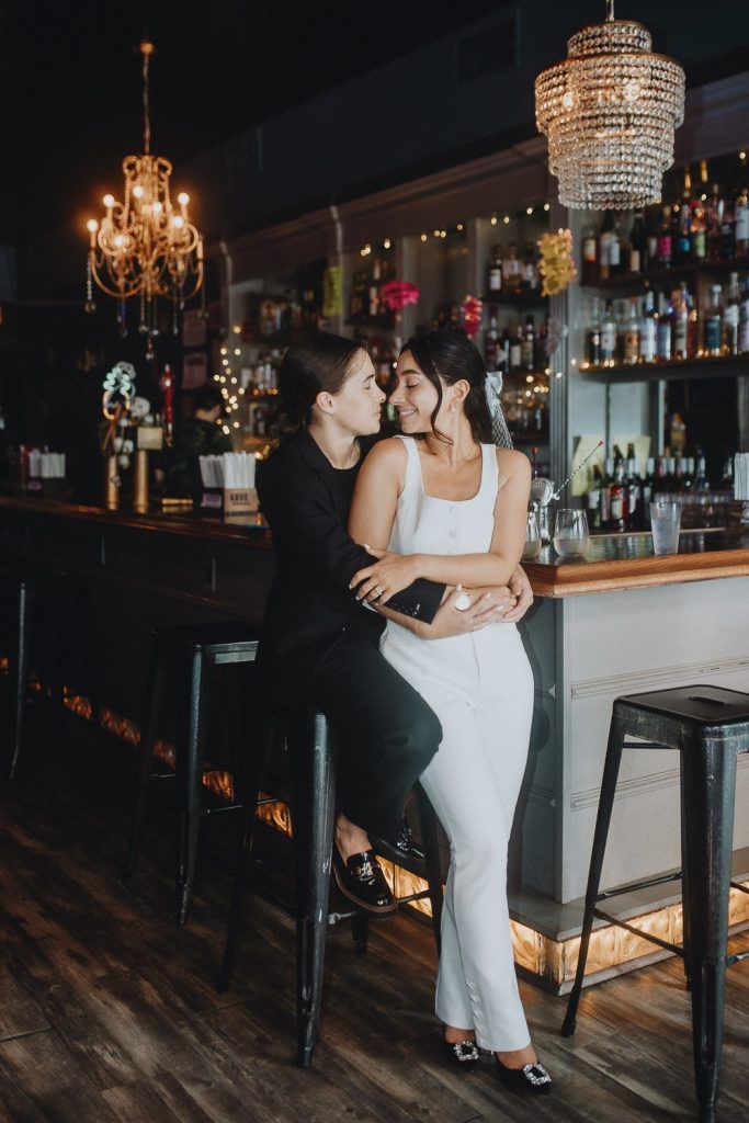 NYC elopement of lesbian couple - by Lucie B. Photo brooklyn wedding photographer