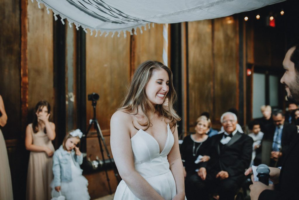 Wedding at brooklyn winery - by Lucie B. Photo brooklyn wedding photographer