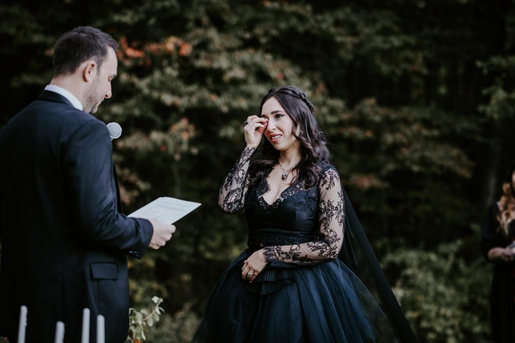 Fall wedding at foxfire mountain house - by Lucie B. Photo brooklyn wedding photographer