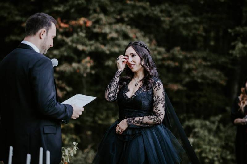 Fall wedding at foxfire mountain house - by Lucie B. Photo brooklyn wedding photographer