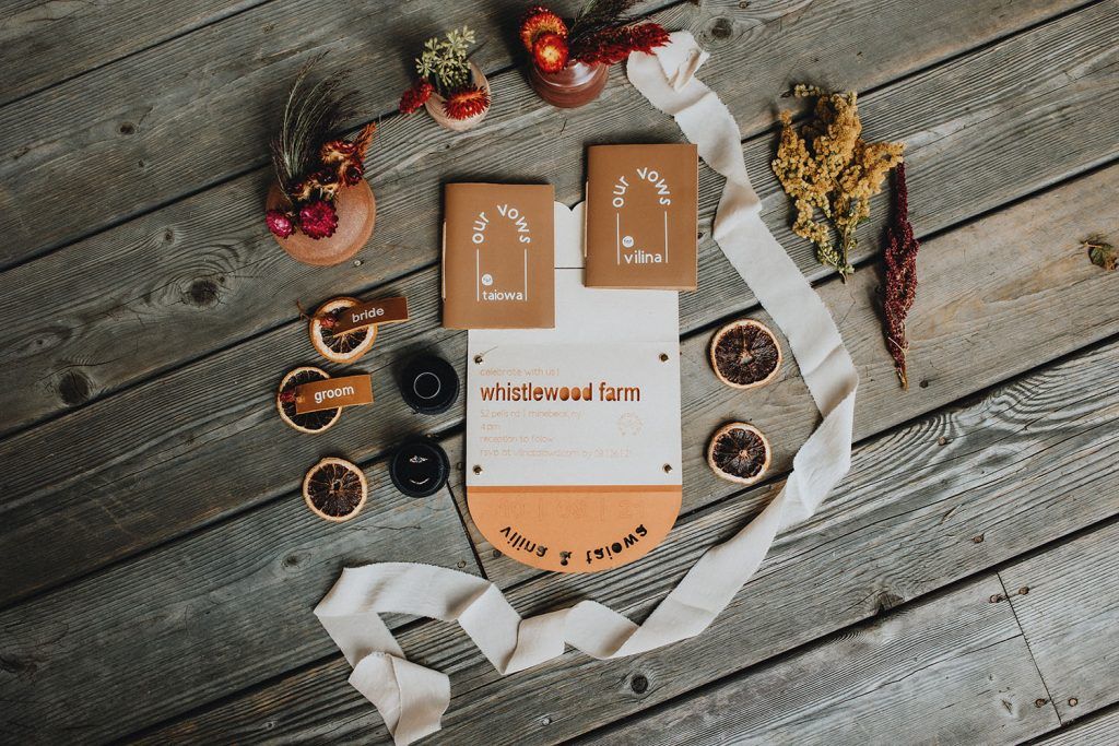 Fall wedding in hudson valley - by Lucie B. Photo wedding photographer