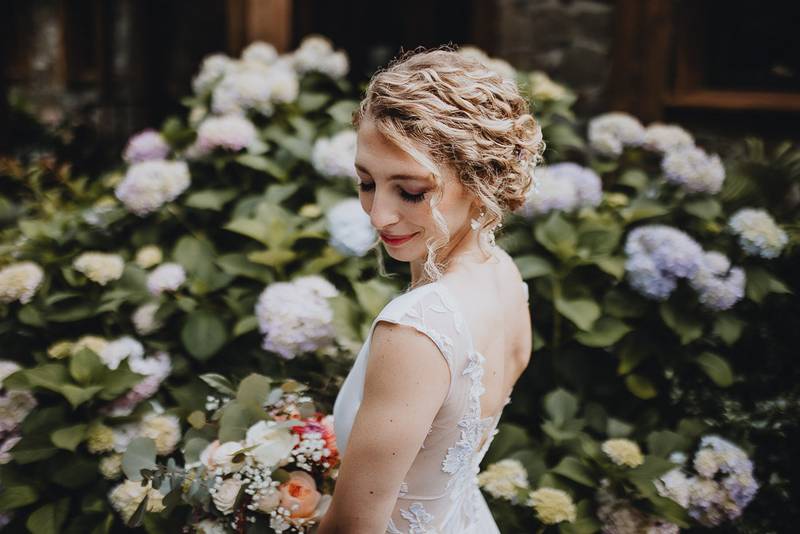 Bridal portrait at red maple vineyard wedding in hudson valley