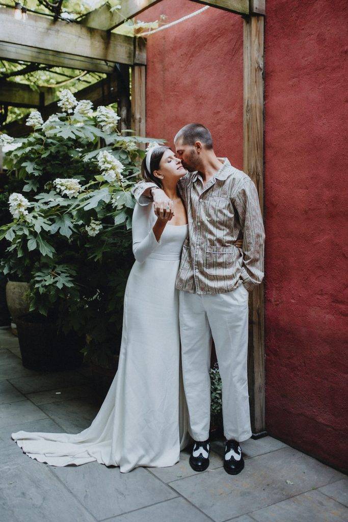 Wedding at frankies spuntino - by Lucie B. Photo brooklyn wedding photographer