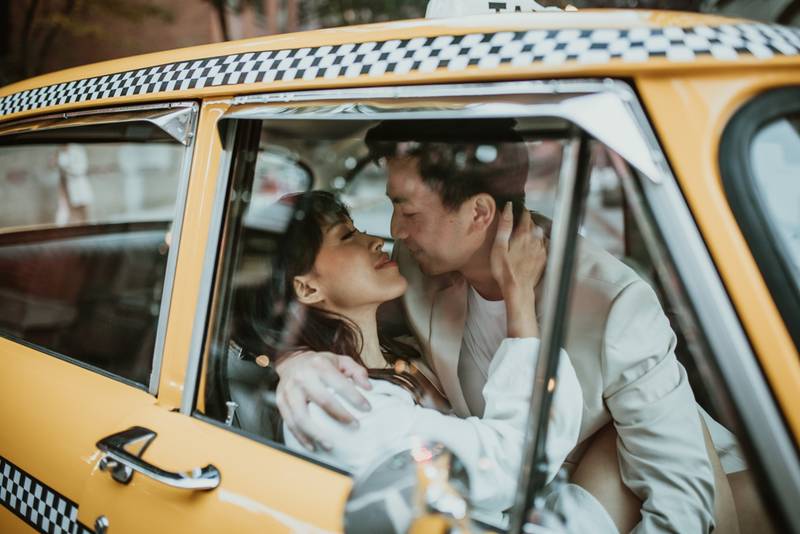NYC elopement in vintage taxi cab