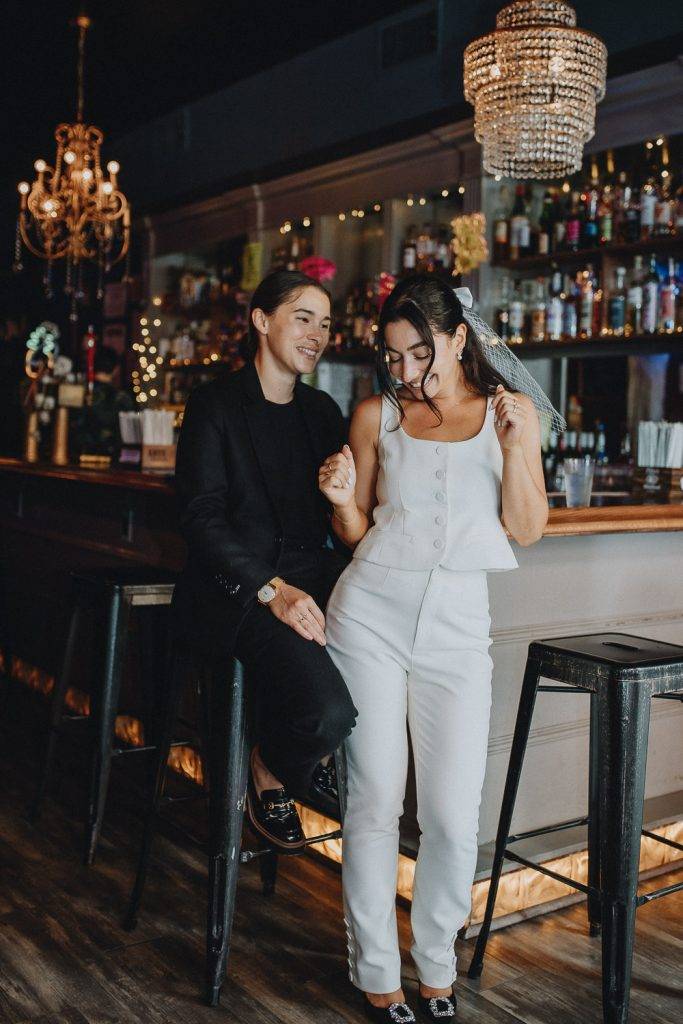 NYC elopement of lesbian couple - by Lucie B. Photo brooklyn wedding photographer