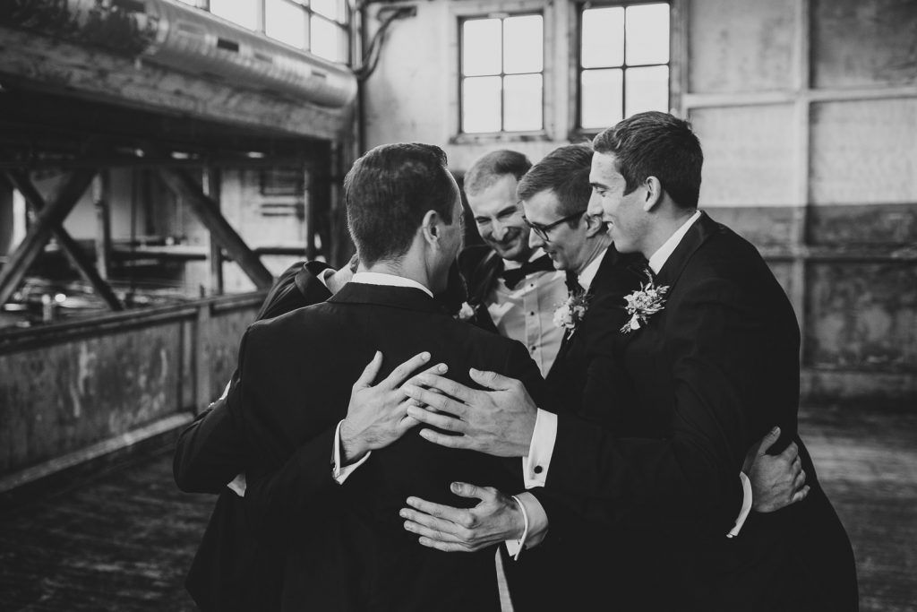 Wedding at greenpoint loft - by Lucie B. Photo brooklyn wedding photographer