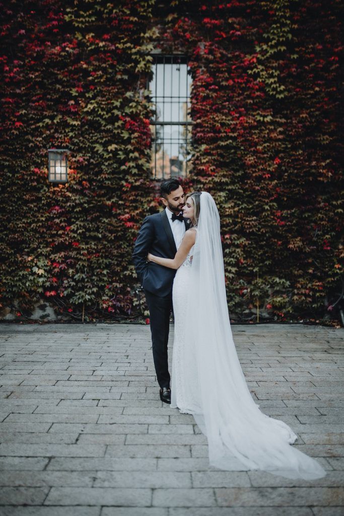 Fall wedding at the foundry - by Lucie B. Photo brooklyn wedding photographer