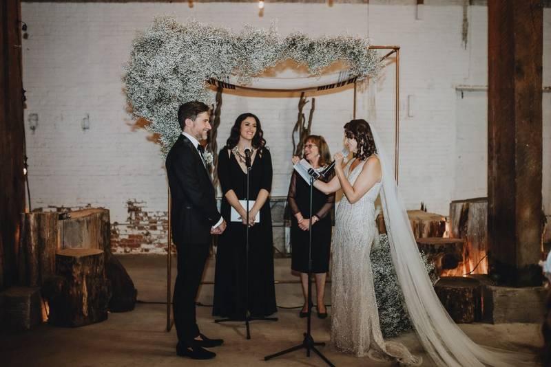Industrial chic wedding in new york - by Lucie B. Photo wedding photographer