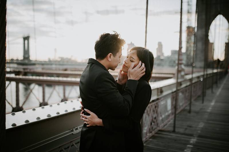 NYC elopement on Brooklyn Bridge