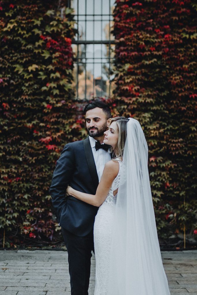 Fall wedding at the foundry - by Lucie B. Photo brooklyn wedding photographer