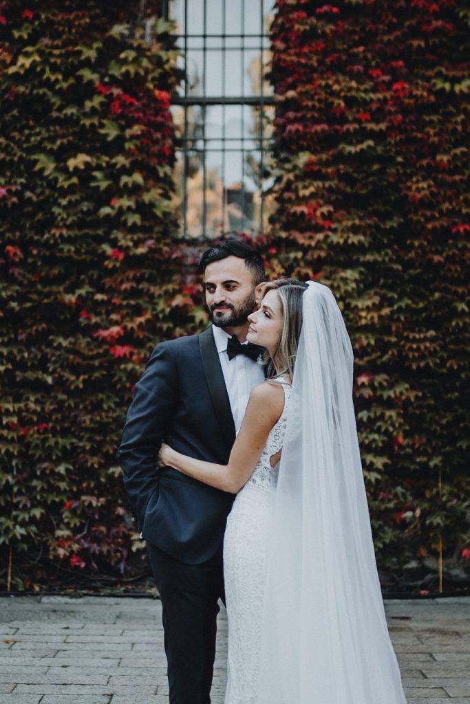 Fall wedding at the foundry - by Lucie B. Photo brooklyn wedding photographer