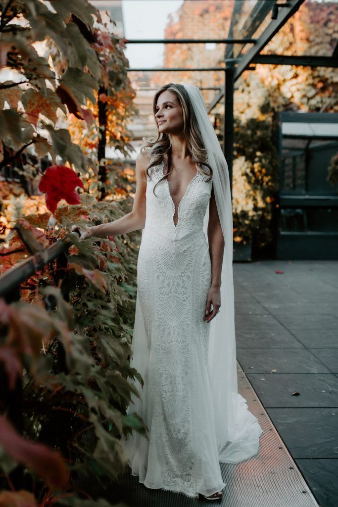Fall wedding at the foundry - by Lucie B. Photo brooklyn wedding photographer
