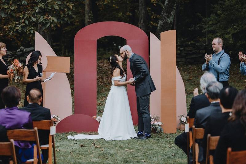Fall wedding in hudson valley - by Lucie B. Photo wedding photographer