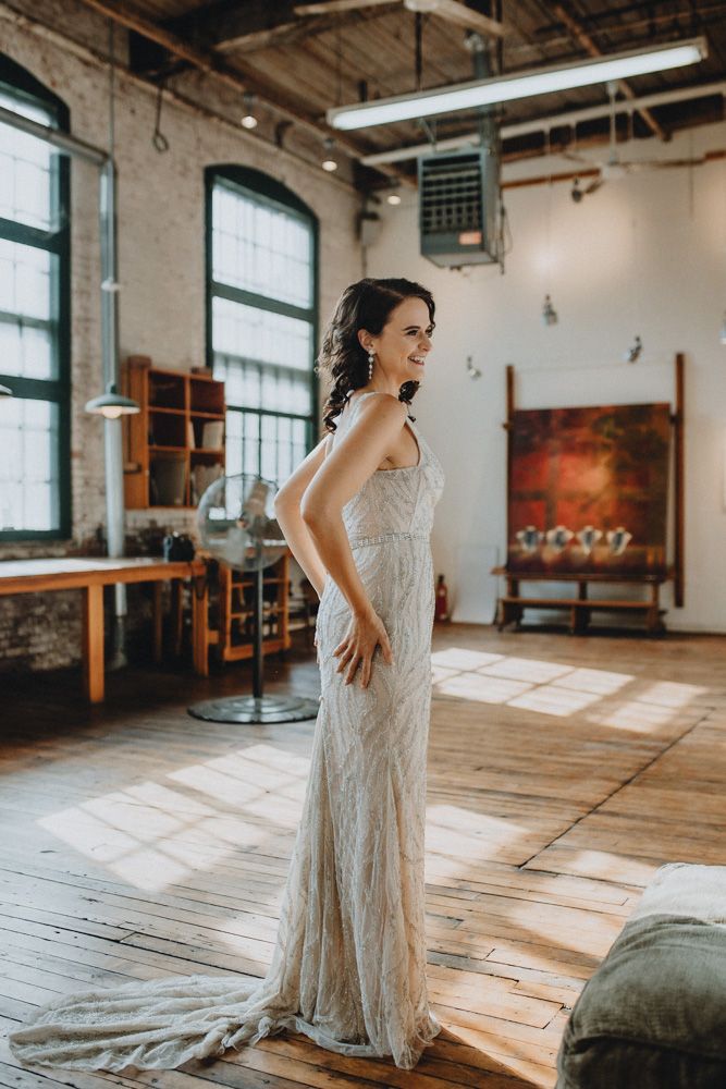Industrial chic wedding in new york - by Lucie B. Photo wedding photographer