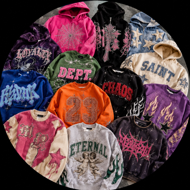 Hoodies & Sweatshirts