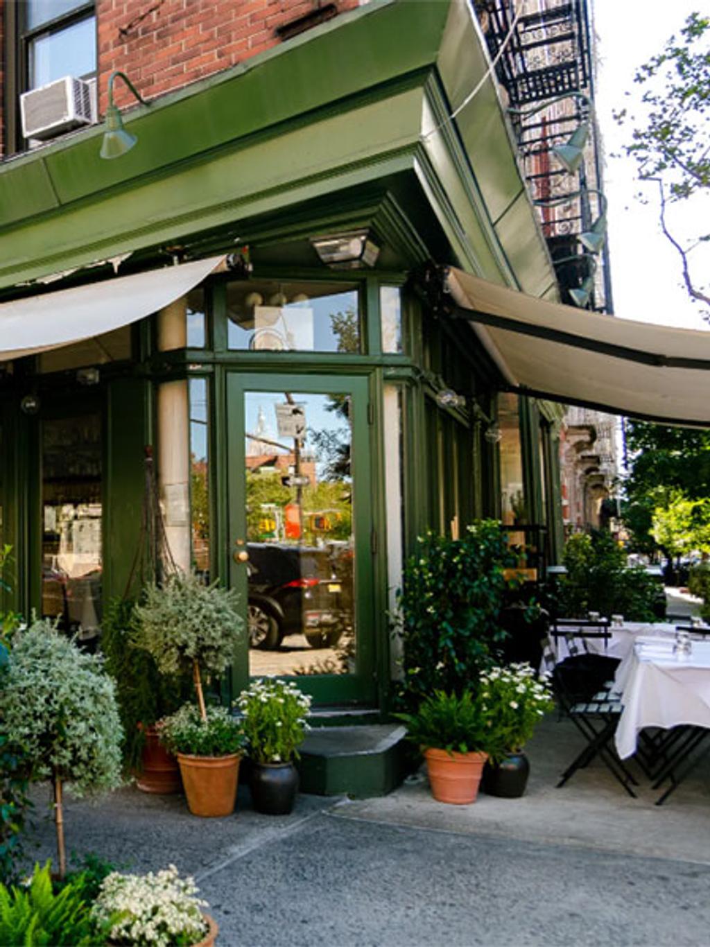 Al Fresco: King Restaurant in New York City